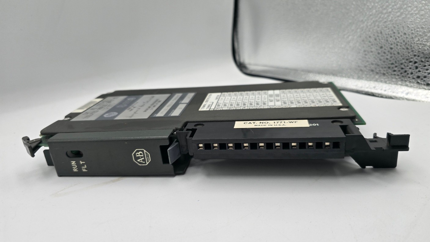 ALLEN BRADLEY 1771-IL ISOLATED ANALOG INPUT MODULE 12 BIT Rev. B SER. A 1.4A 5V