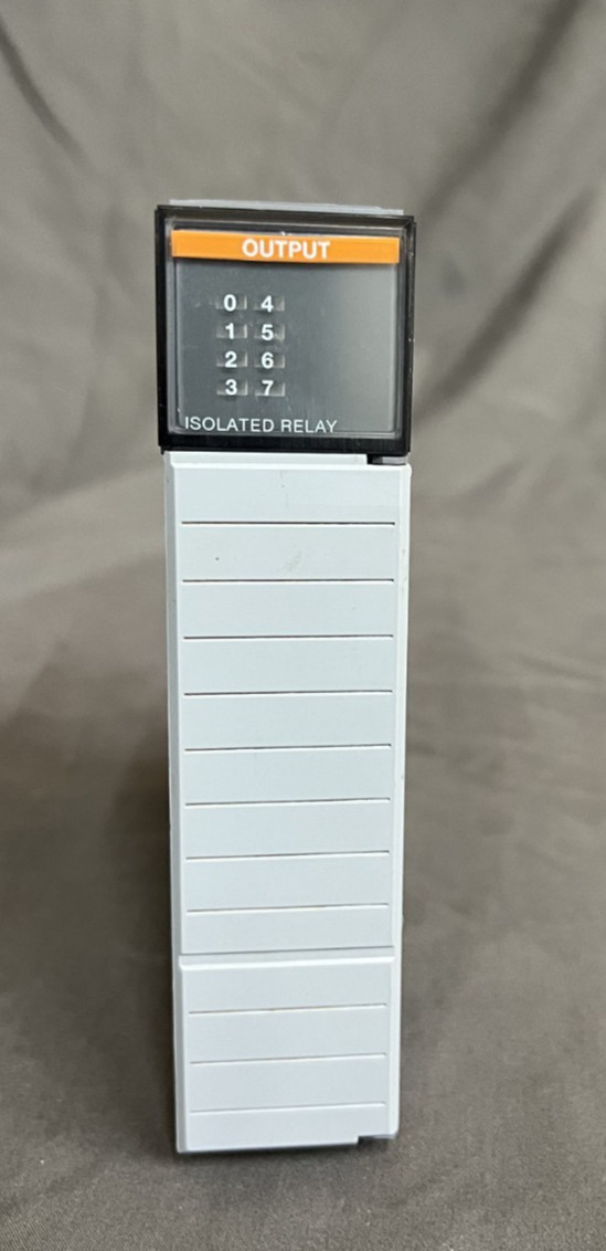 Allen Bradley 1746-OX8 SLC Digital Output Module Series A SLC500