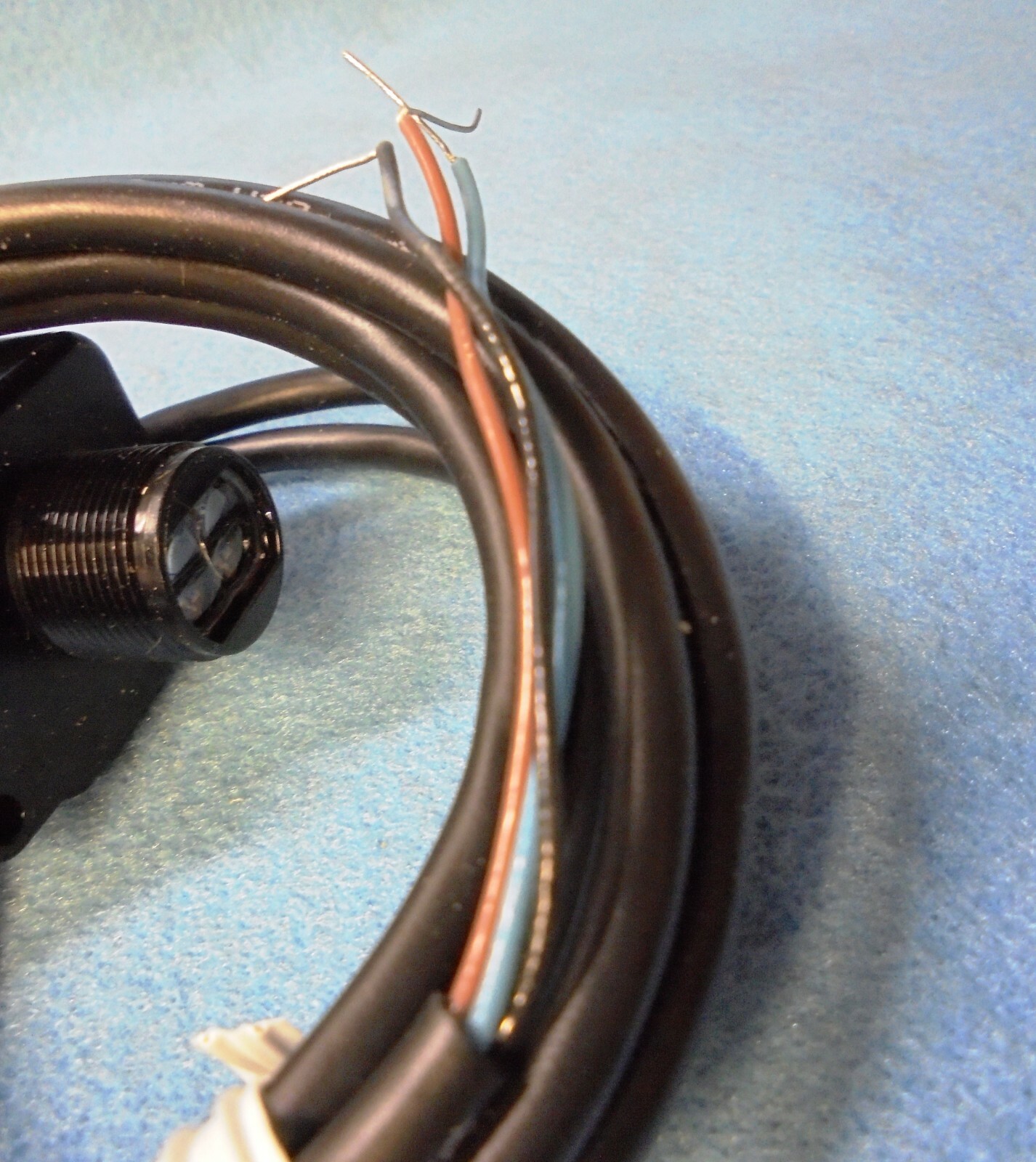 EATON PHOTOELECTRIC SENSOR E65-SMSD200-GL AC/DC SERIES A1