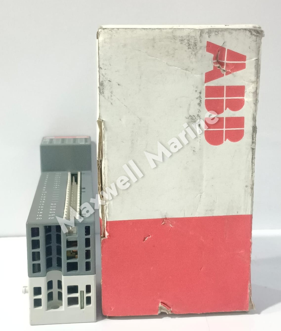 ABB AI563 1TNE968902R1103 Analog Input Module 4AI Thermocouple PLC With Box