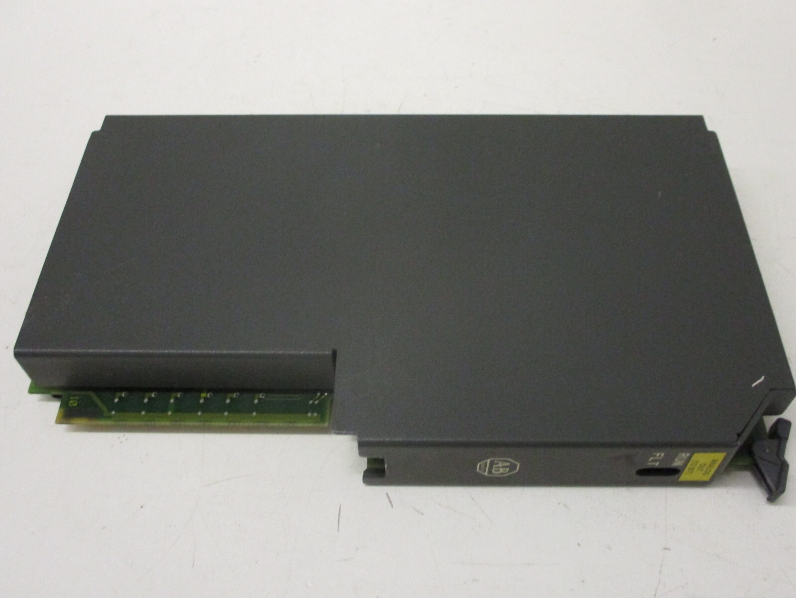 ALLEN BRADLEY 1771-OFE2 B ANALOG OUPUT MODULE 12 BIT