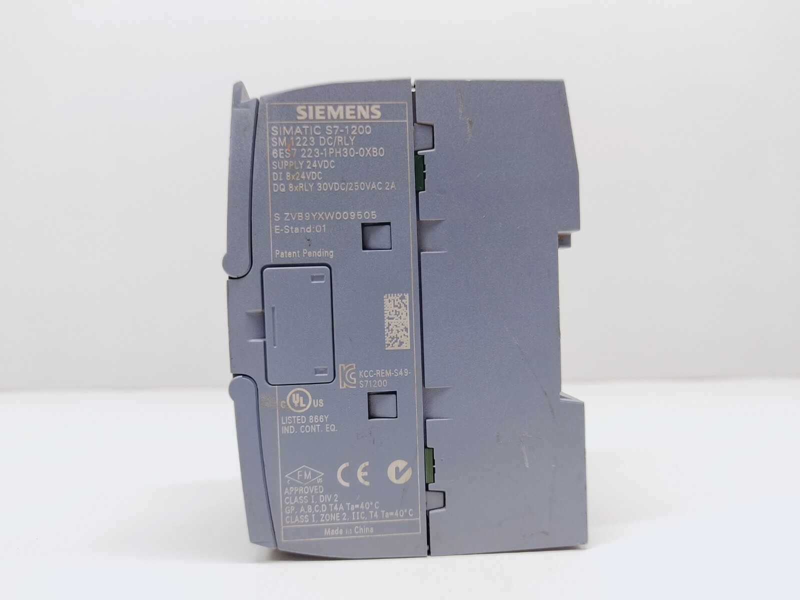 Siemens 6ES7 223-1PH30-0XB0 PLC digital input/output module (FREE SHIPPING)