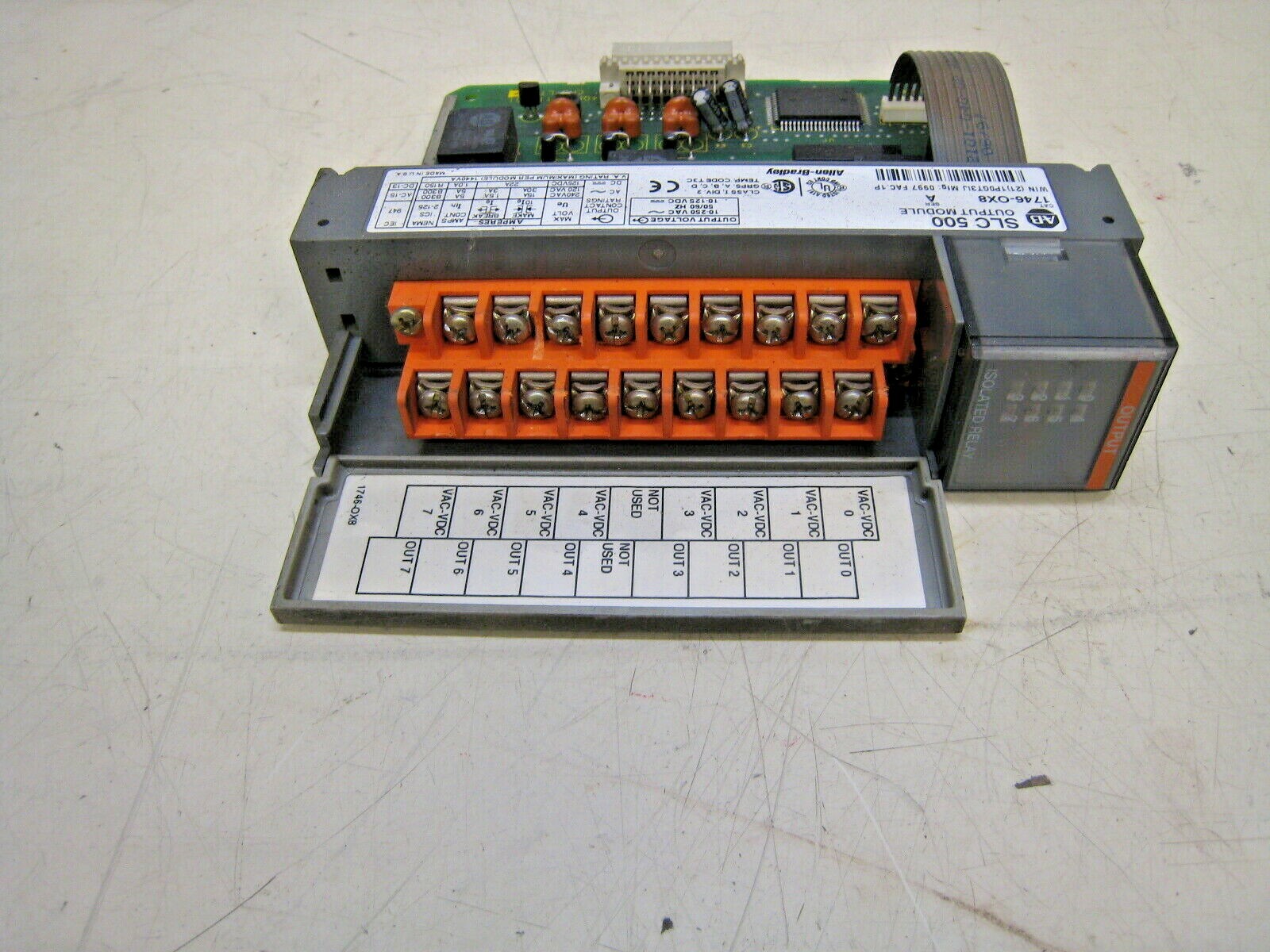 Allen Bradley 1746-OX8 Isolated Relay Ser A Output Module SLC 500 FREE SHIPPING