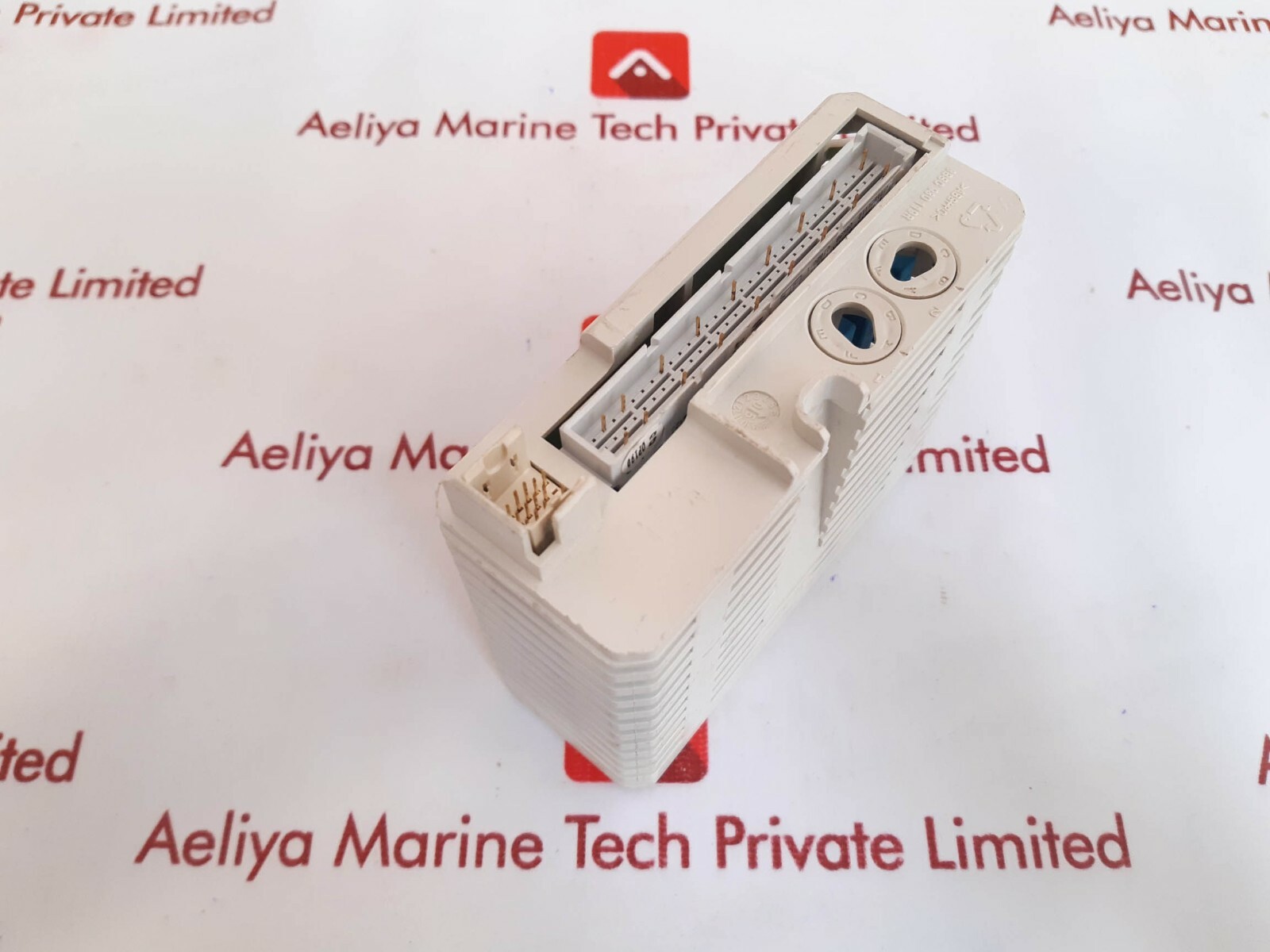 ABB DI820 Digital Input Module 3BSE008512R1 110VDC/2.8MA X171901458 05W38 55C