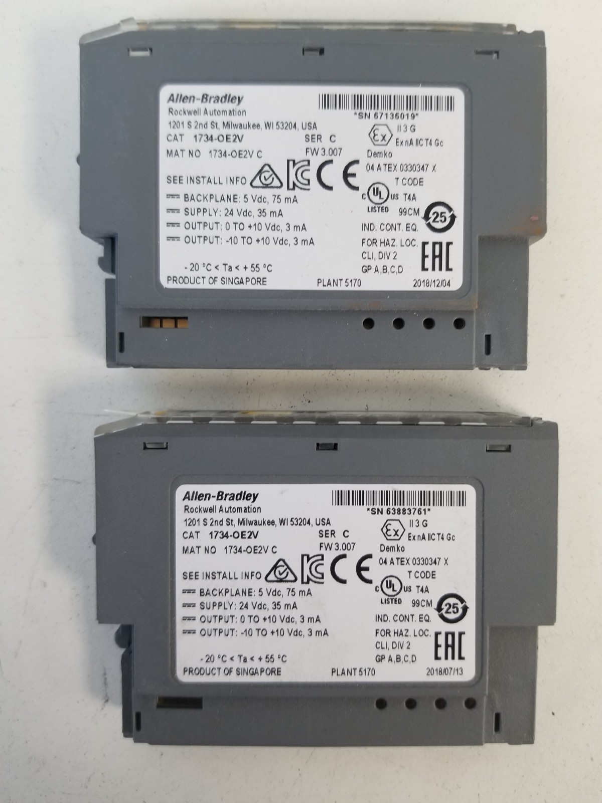 Allen-Bradley 1734-OE2V POINT I/O Analog Voltage Output PLC Module