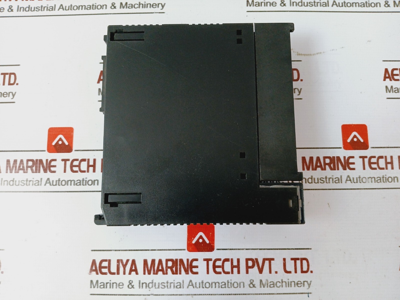 GE Fanuc IC693MDL646C Input Module 24VDC 16PT Pos/Neg, 002/0