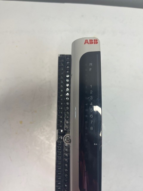 ABB Symphony Plus AO01 Analog Output Module with Base HBS01-EPD 4-20mA
