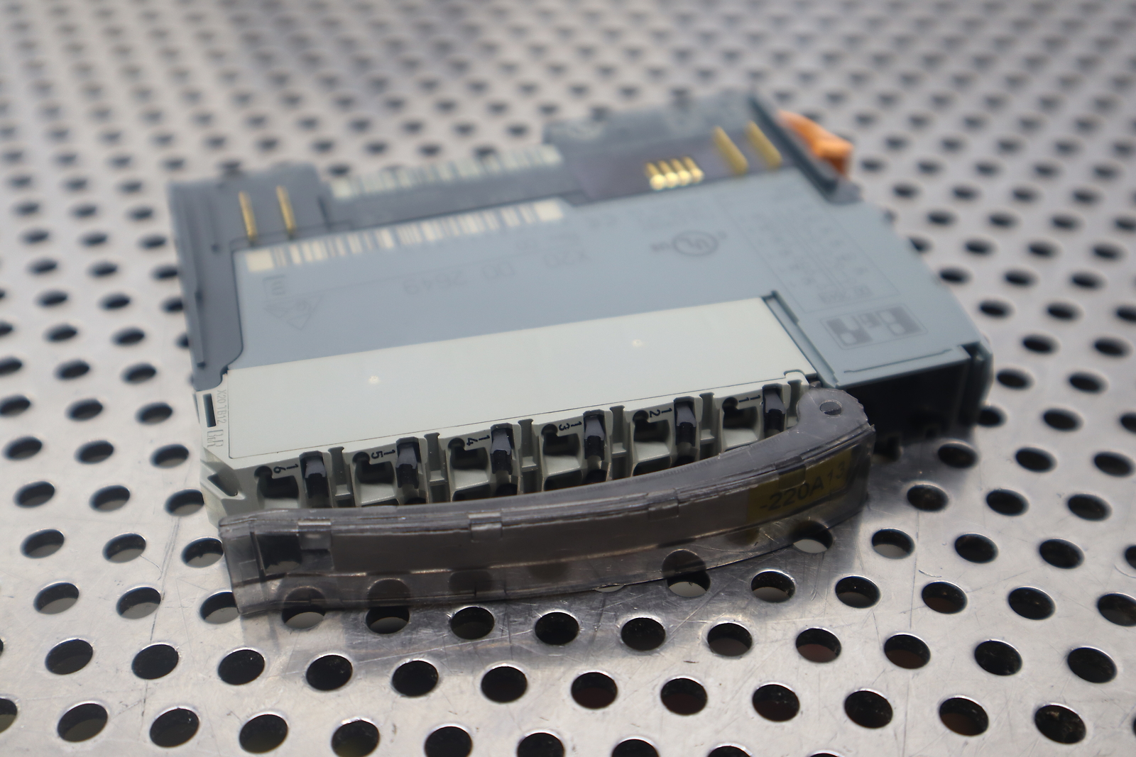 B&R Automation X20 DO 2649 Digital Output Module W/ X20 BM 11 Base Used