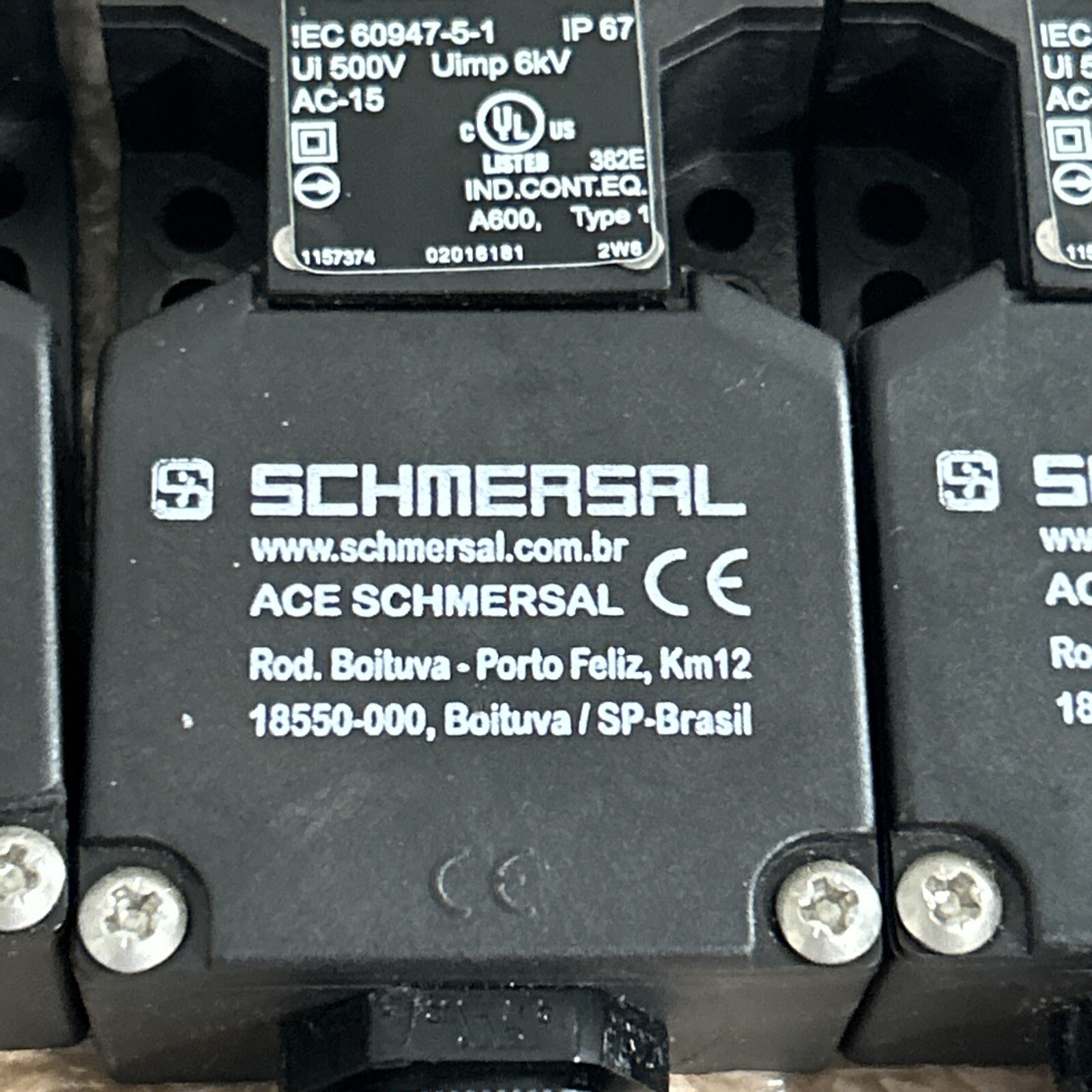 (5) SCHMERSAL AZ16-03ZVRK-M20- SAFETY INTERLOCK SWITCH – USED –