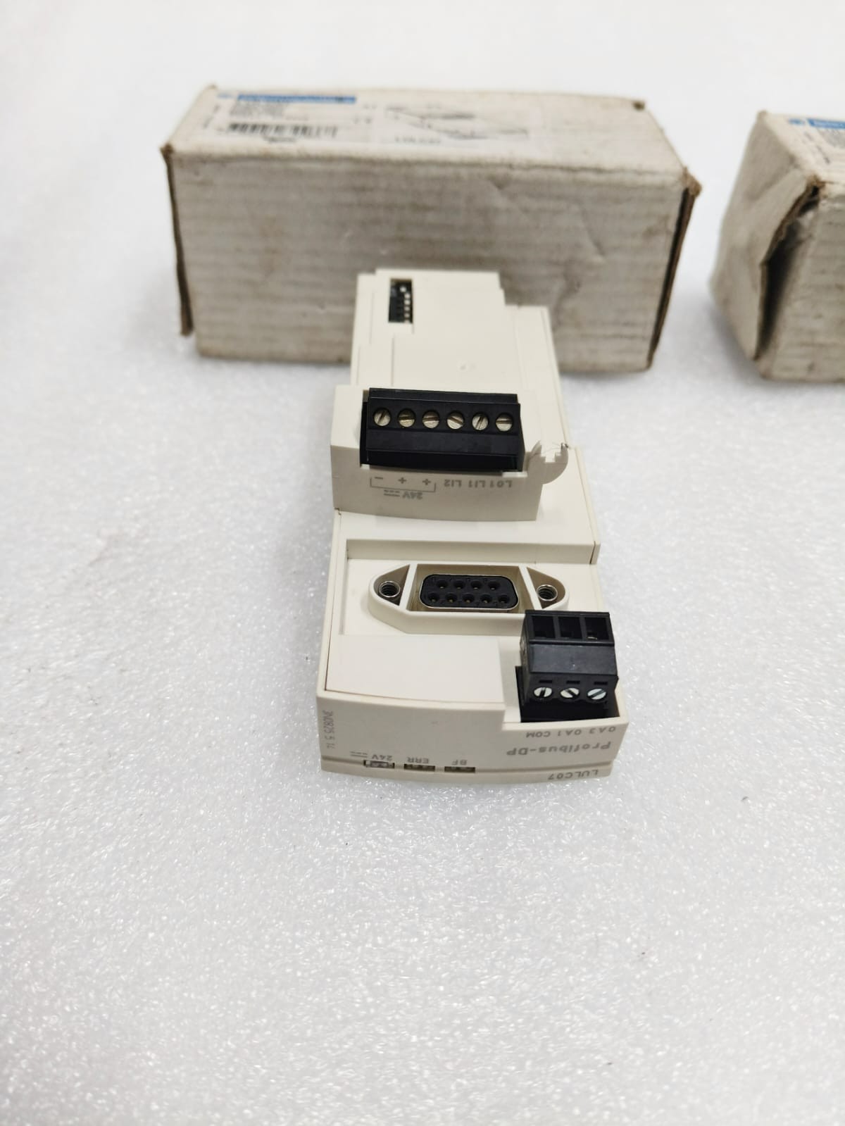 Lot of 2 Schneider Telemecanique LULC07 TeSys Profibus-DP Communication Module