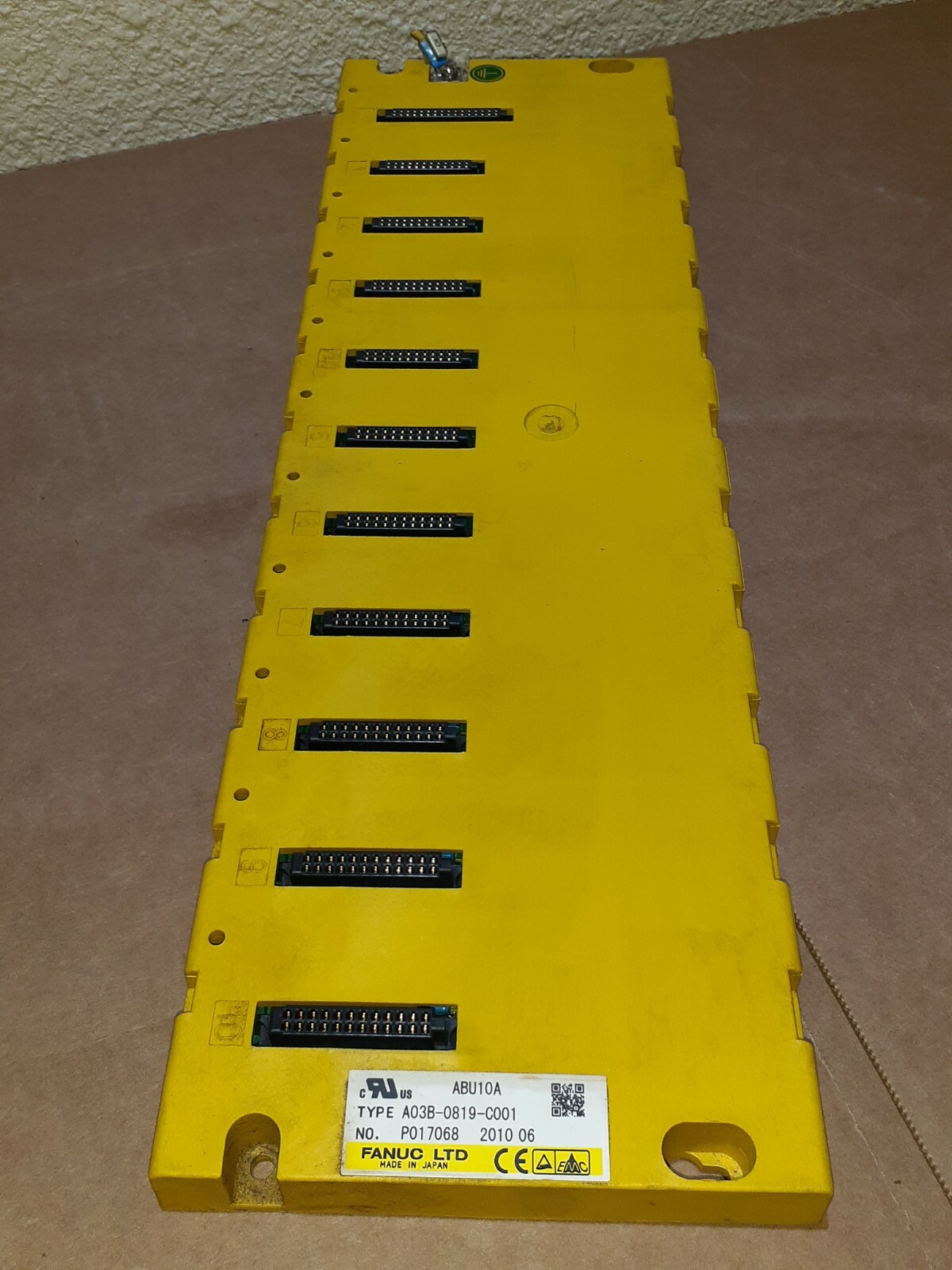 FANUC ABU10A A03B-0819-C001 10 SLOT RACK A350-9001-T042/02 Fast Shipping