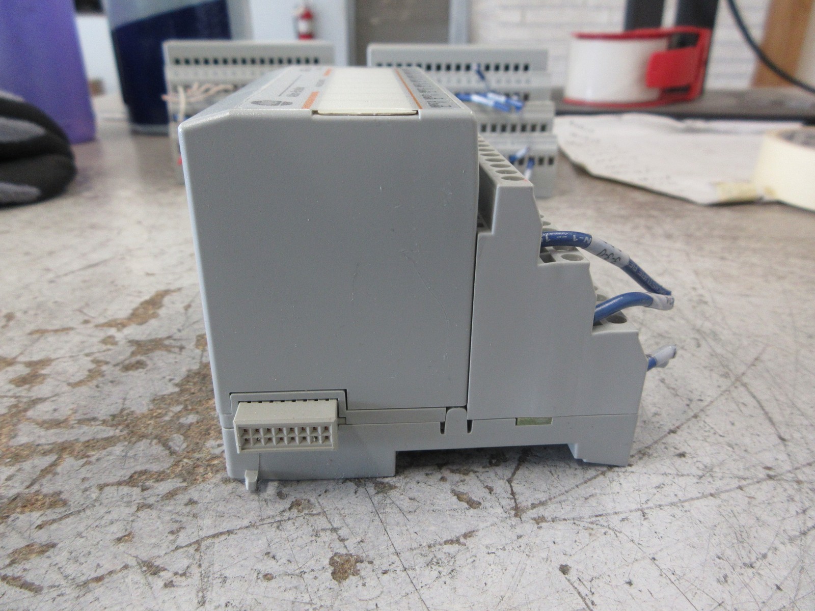 Allen-Bradley Flex I/O Analog Input Module 1794-IE8 *Broken Clip* Used