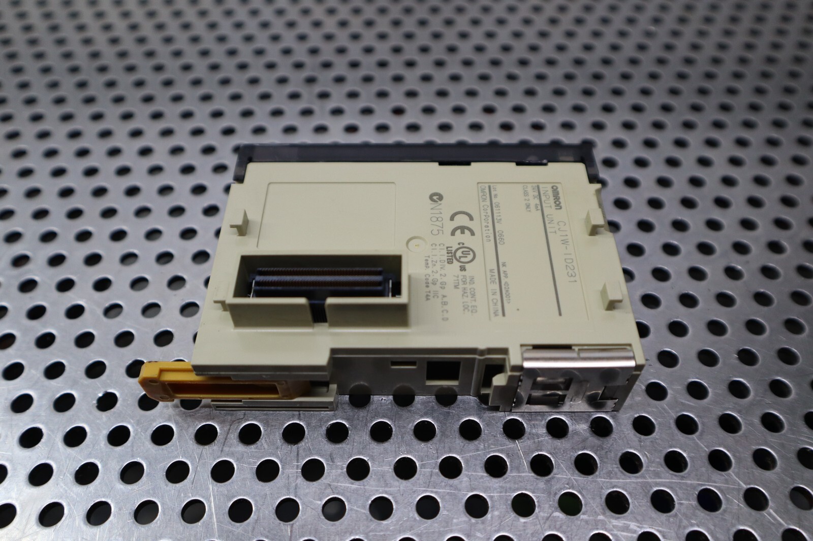 Omron CJ1W-ID231 Input Module DC24V With CJ1W-TER01 End Plate Used With Warranty