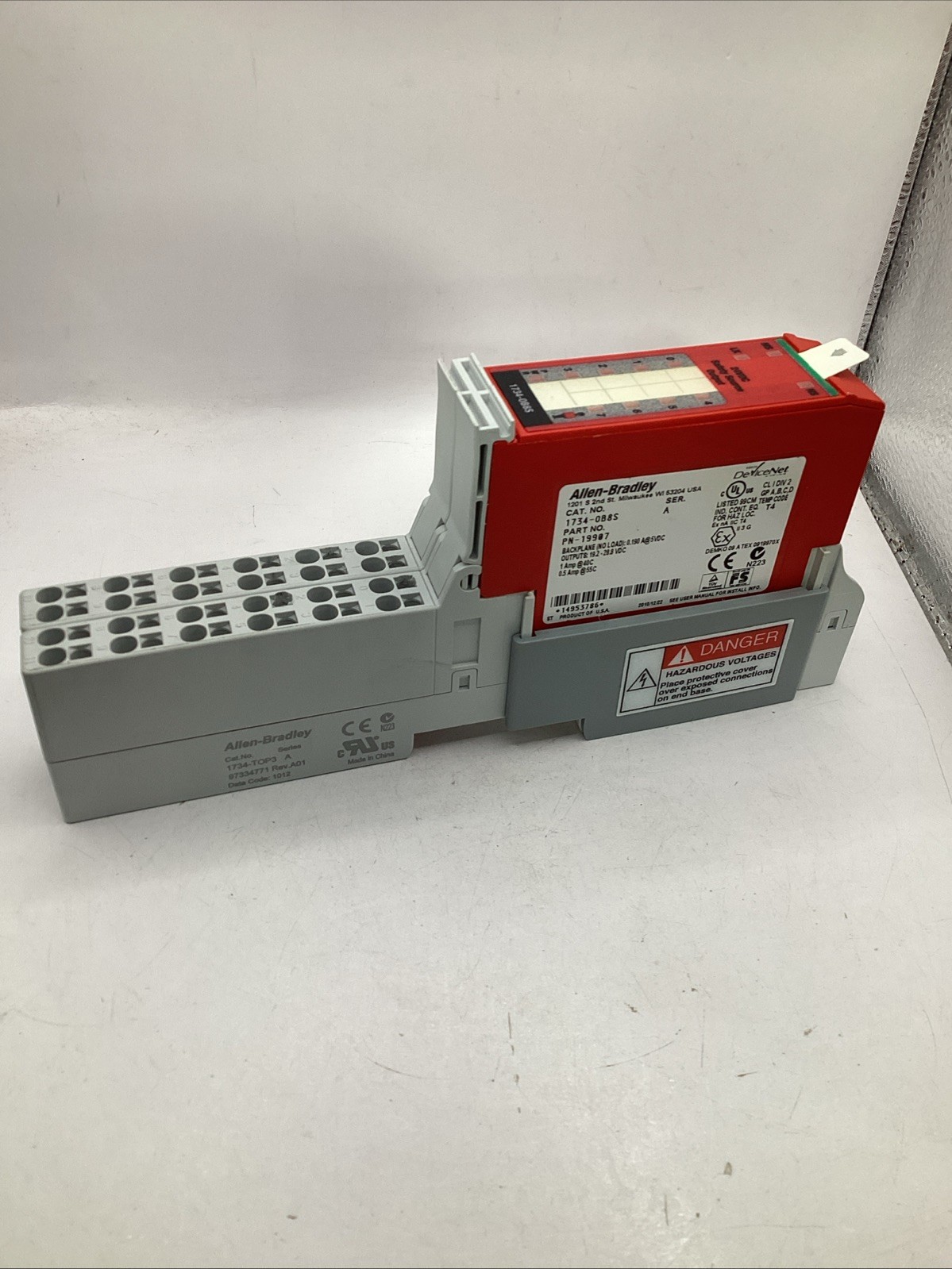 Allen Bradley Output Module with Base 1734-OB8S USED