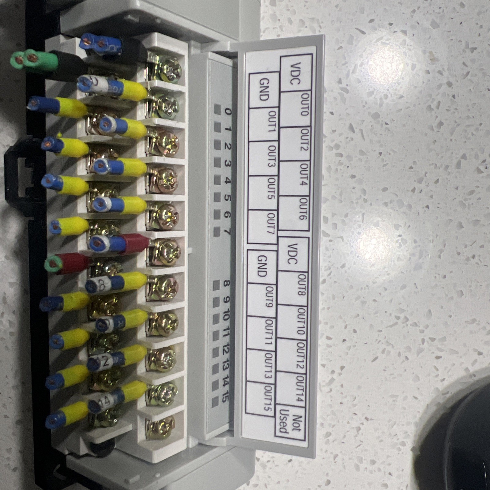 Allen-Bradley 1791D-OB16P I/O Compact Block Output module