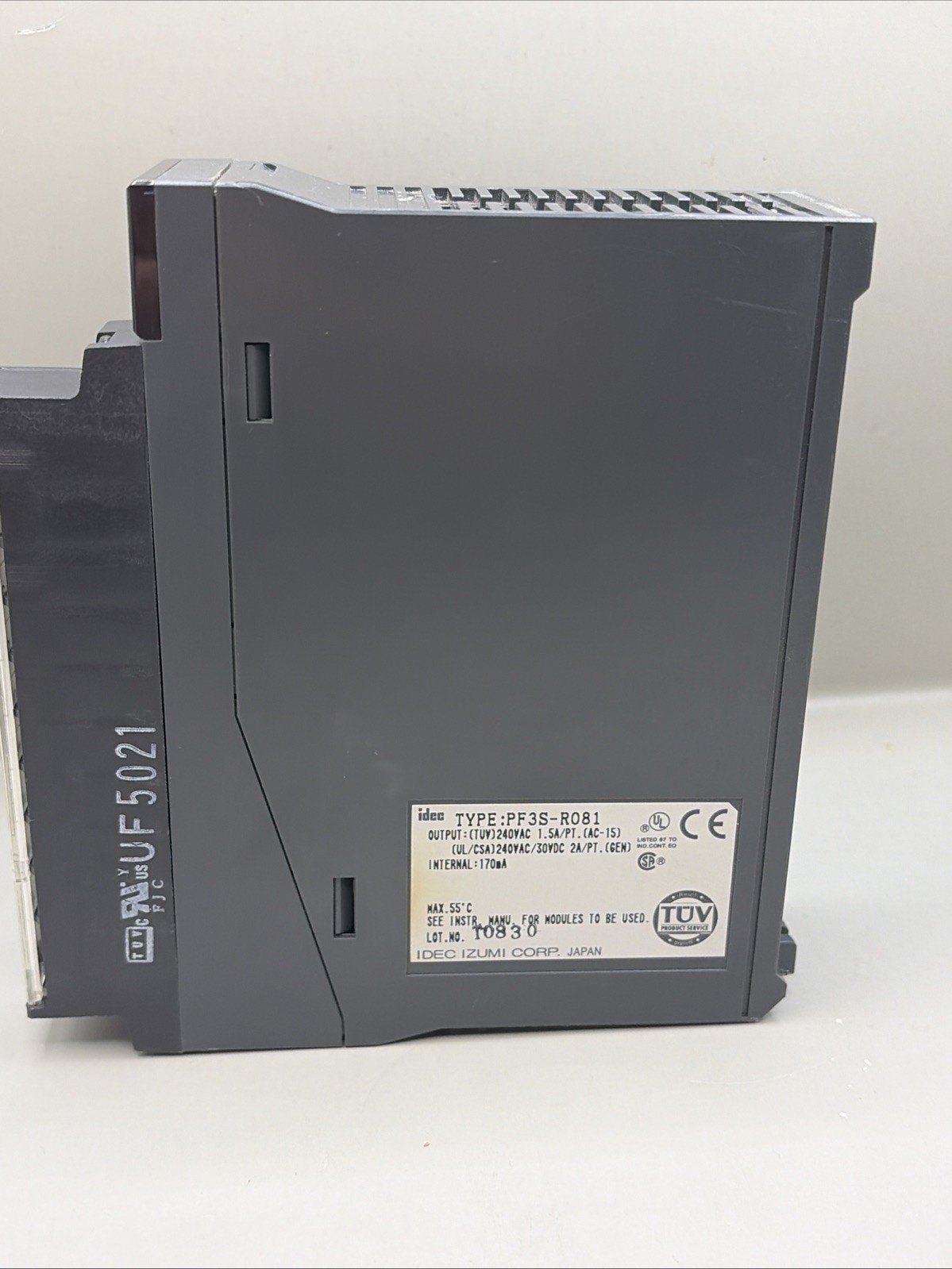 IDEC FA-3S PF3S-R081 170mA Din Relay Output PLC Module Used Working