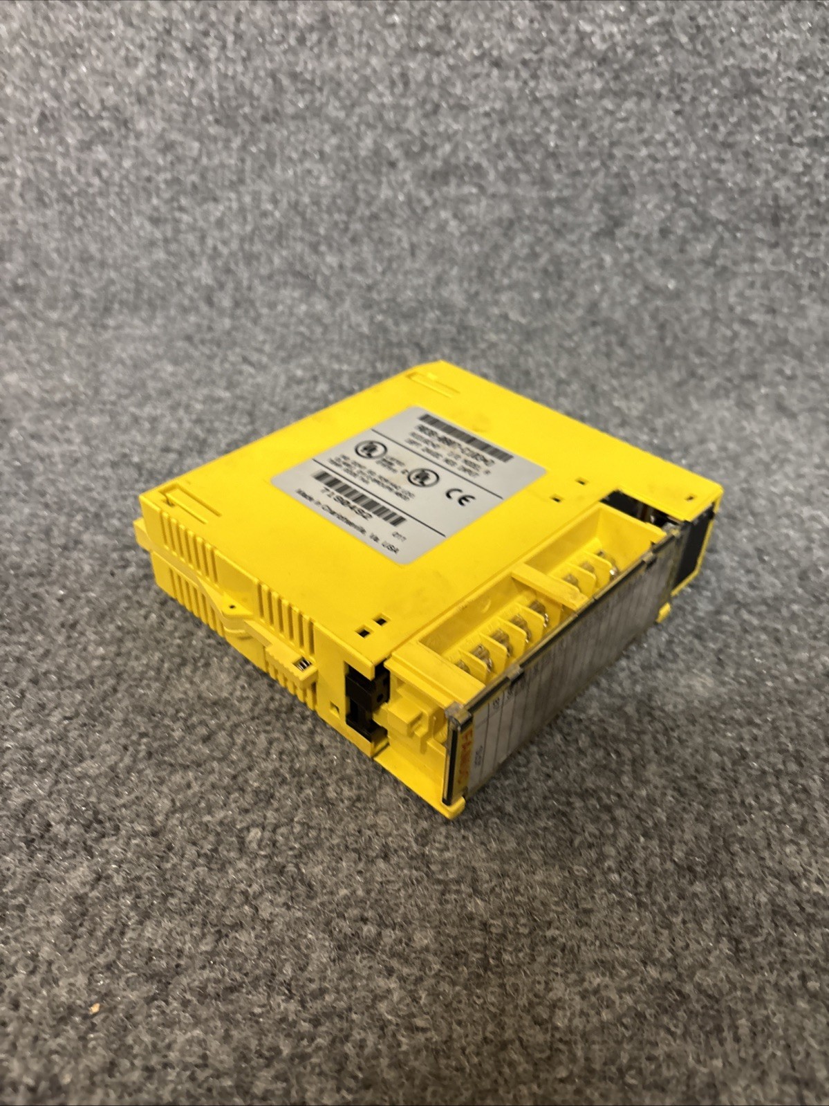 Fanuc A03B-0807-C103 D AID16C#d IOo Model A 16PT 24VDC Input Module Used