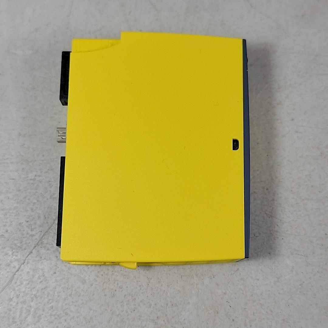 SIEMENS SIMATIC ET 200SP RELAY OUTPUT 6ES7 136-6RA00-0BF0 / 24VDC/24