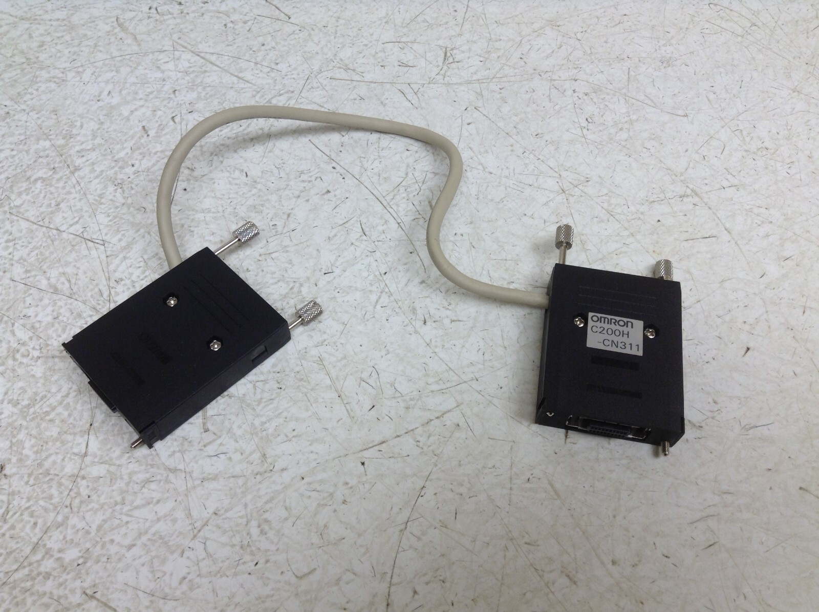 Omron C200H-CN311 Connector Cable Link Unit C200HCN311