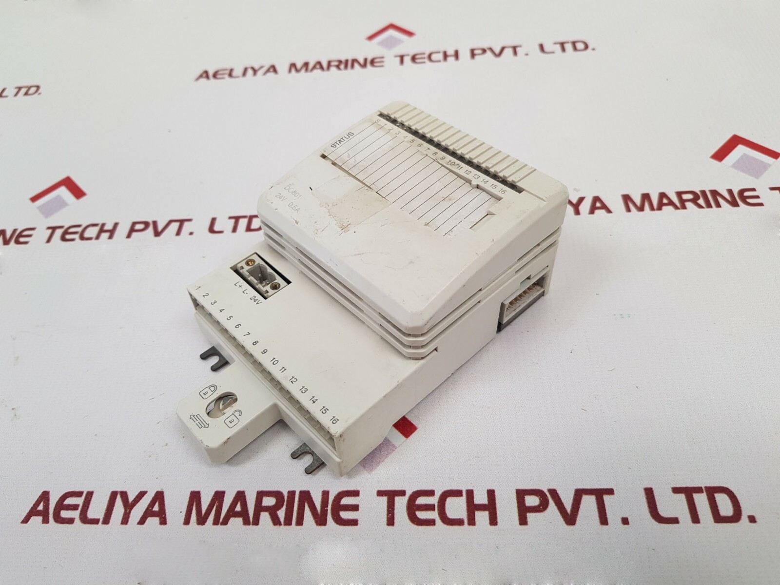ABB DO801 Digital Input Module 3BSE020510R1 24V 0.5A
