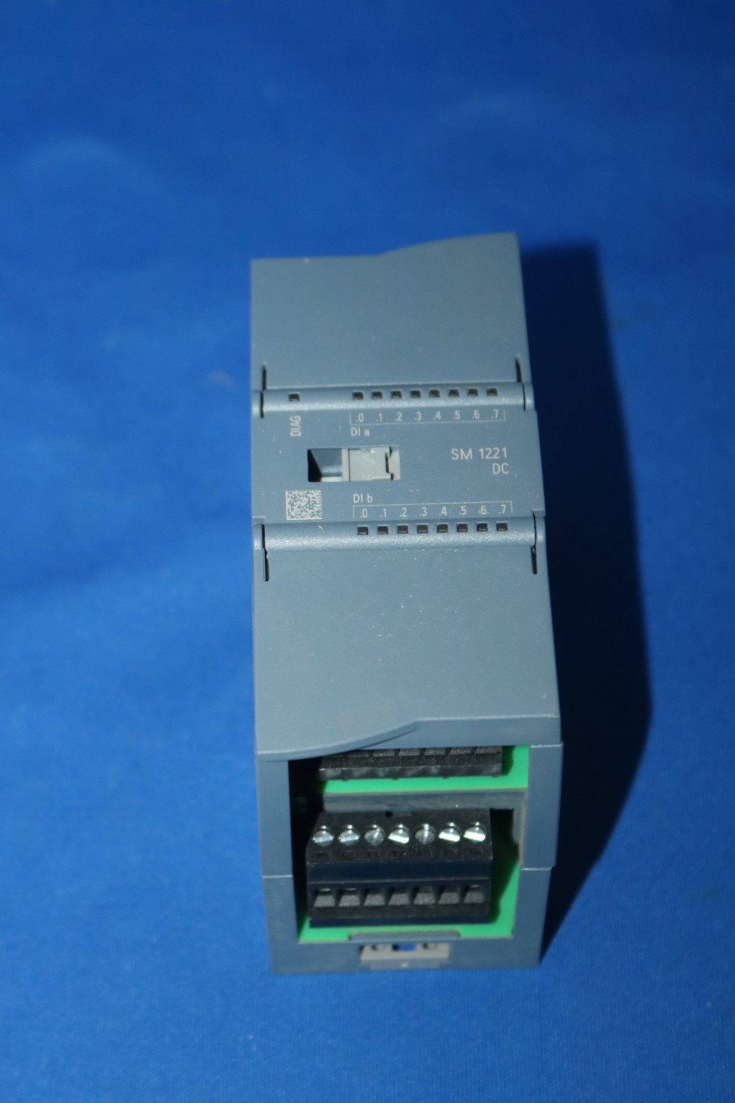 Siemens simatic 6ES7221-1BH32-0XB0 S7-1200 DI 16×24 VDC SM1221 digi input module