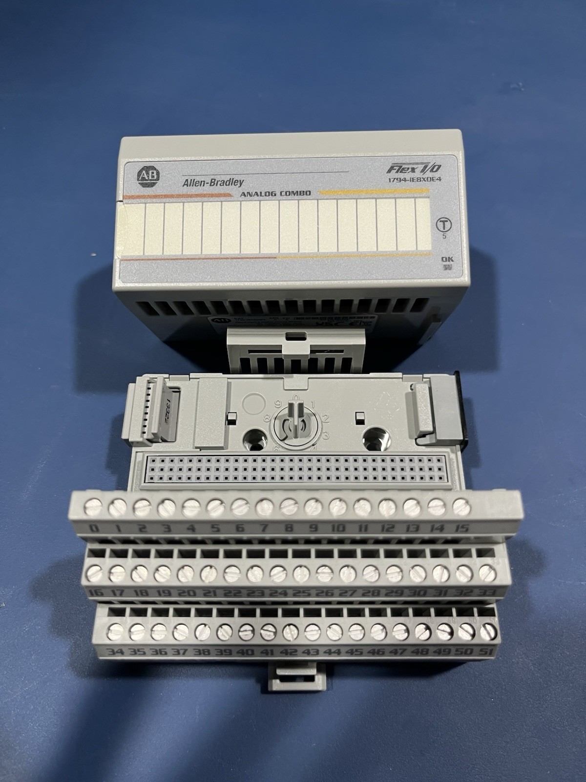 Allen Bradley 1794-IE8XOE4 Brand New Combo Card With 1794-TB3G Terminal Base