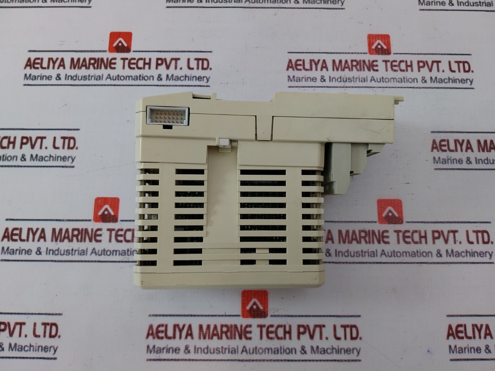 ABB DI810 Digital Input Module 3BSE013230R1, 3BSE008508R1 PR: D 24V 55 C TU810V1
