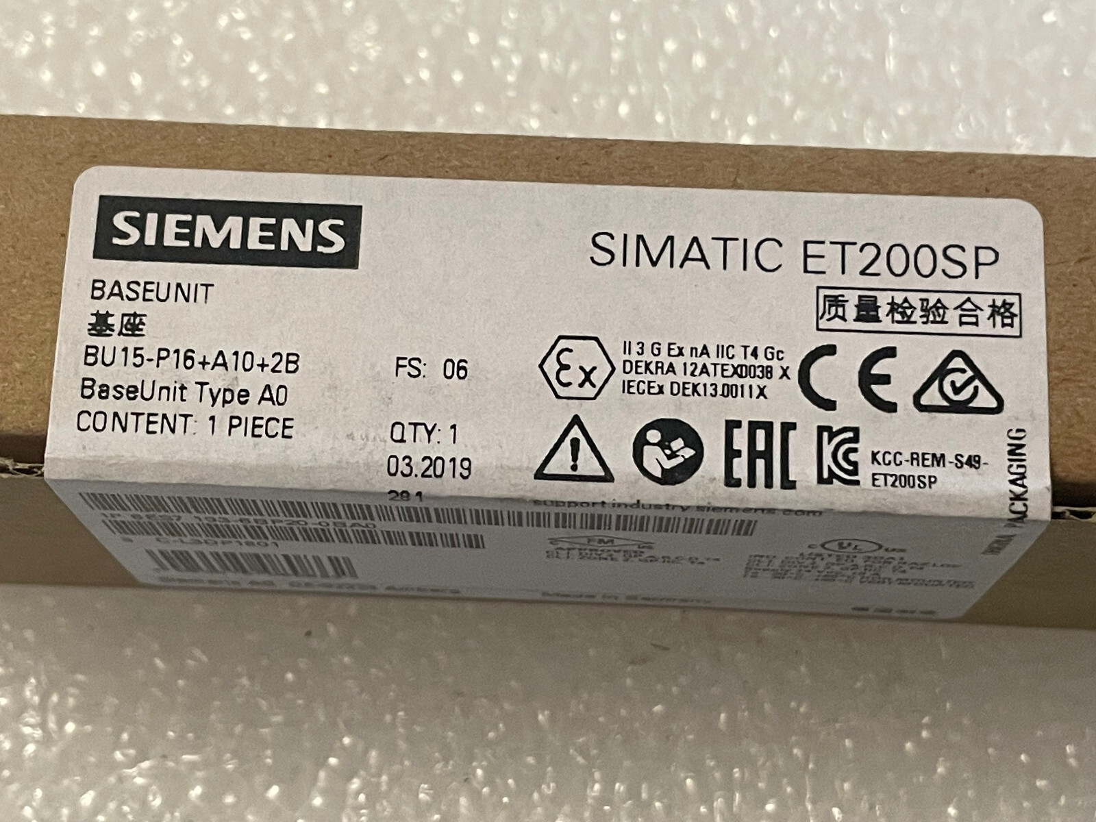 *** NEW SEALED Siemens 6ES7193-6BP20-0BA0, SIMATIC ET200SP, BaseUnit ***