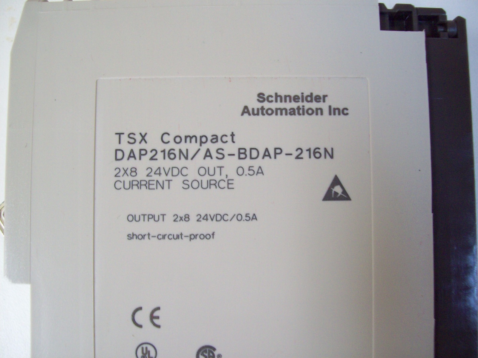 SCHNEIDER DAP216N/AS-BDAP-216N TSX COMPACT 2X8 24VDC OUT, 0.5A CURRENT SOURCE