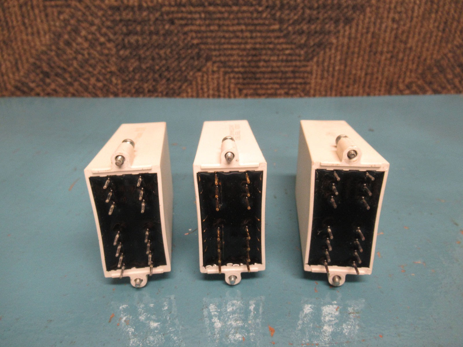 LOT OF 3 OPTO 22 I/O MODULE IDC5BQ 14 PINS