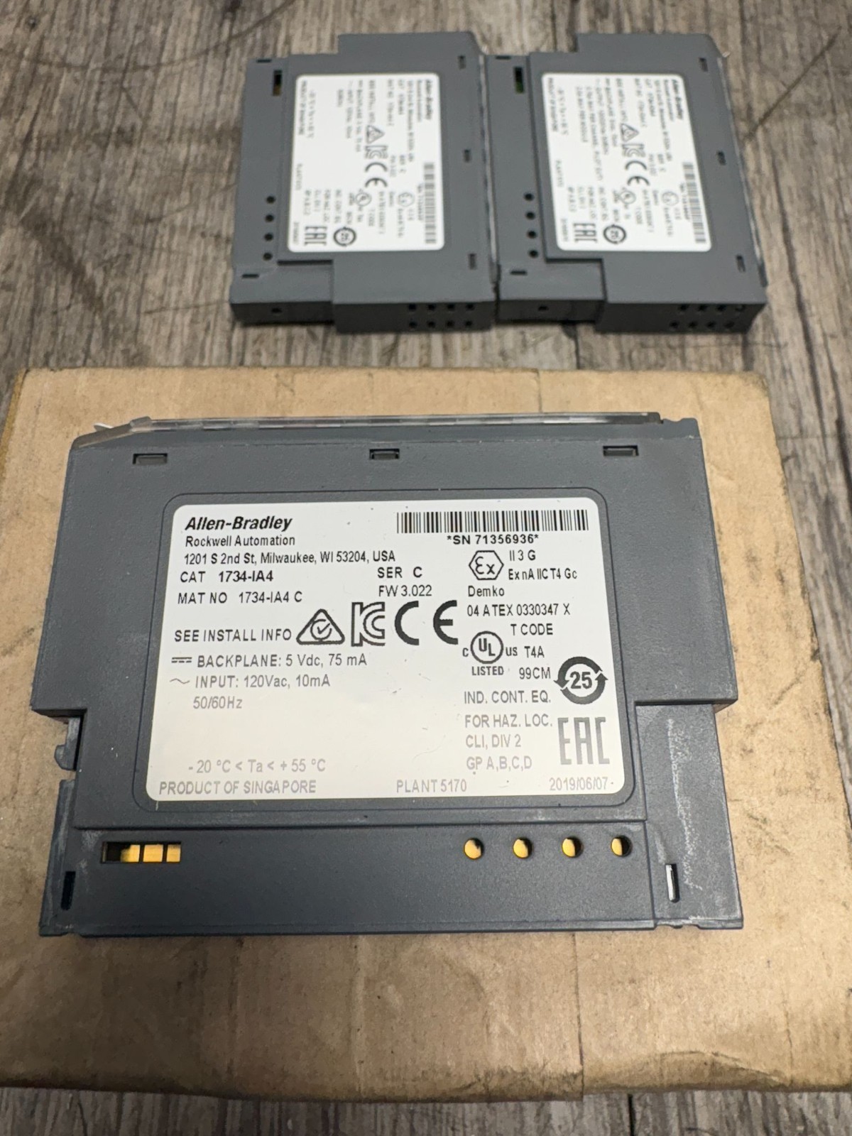 (MIXED LOT OF 3) ALLEN BRADLEY 1734-IA4 & 1734-OA4 POINT I/O MODULE SER C