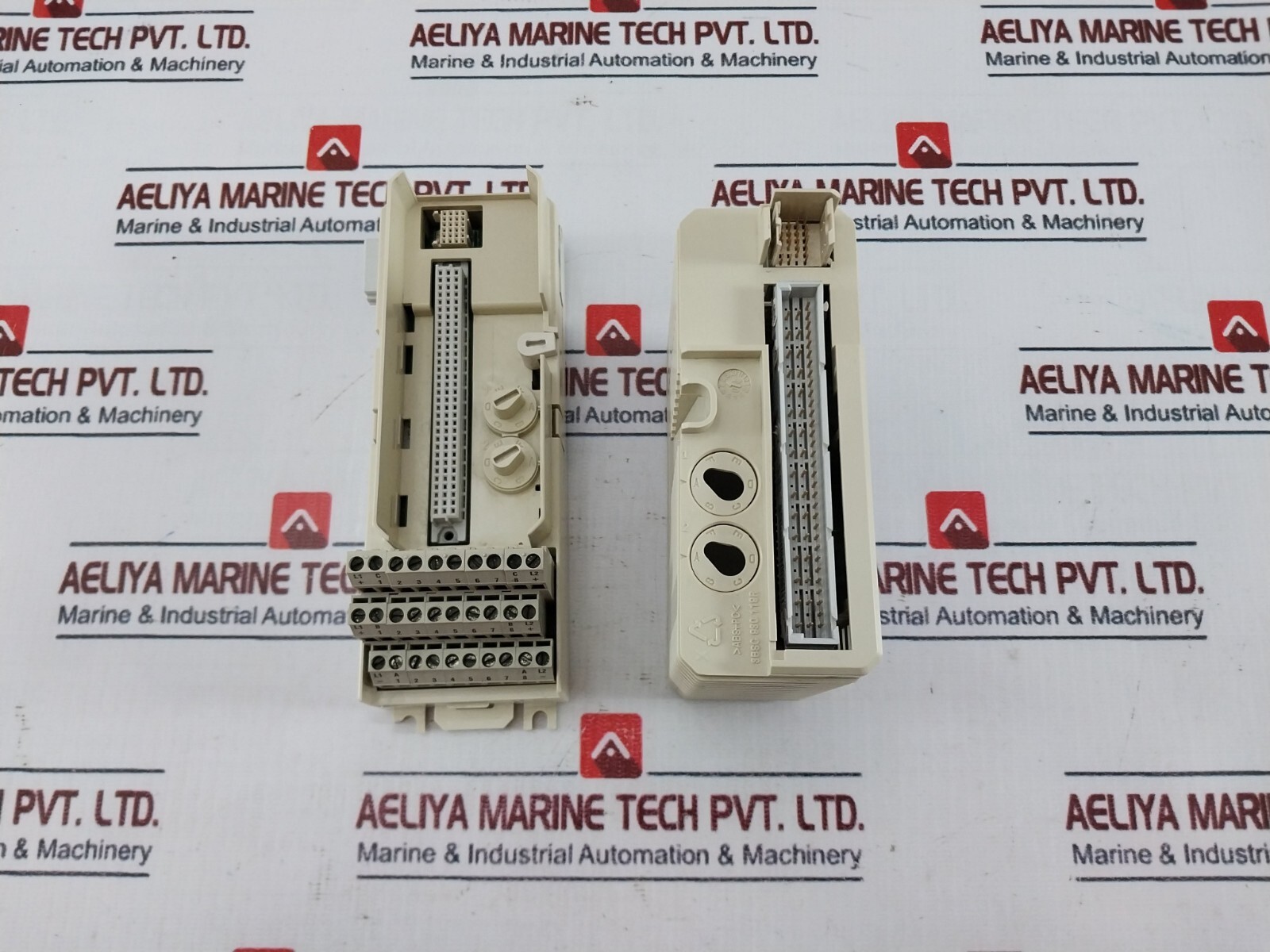 ABB DO810 3BSE008510R1 Digital Output 24V TU810V1 3BSE013230R1 Termination Unit
