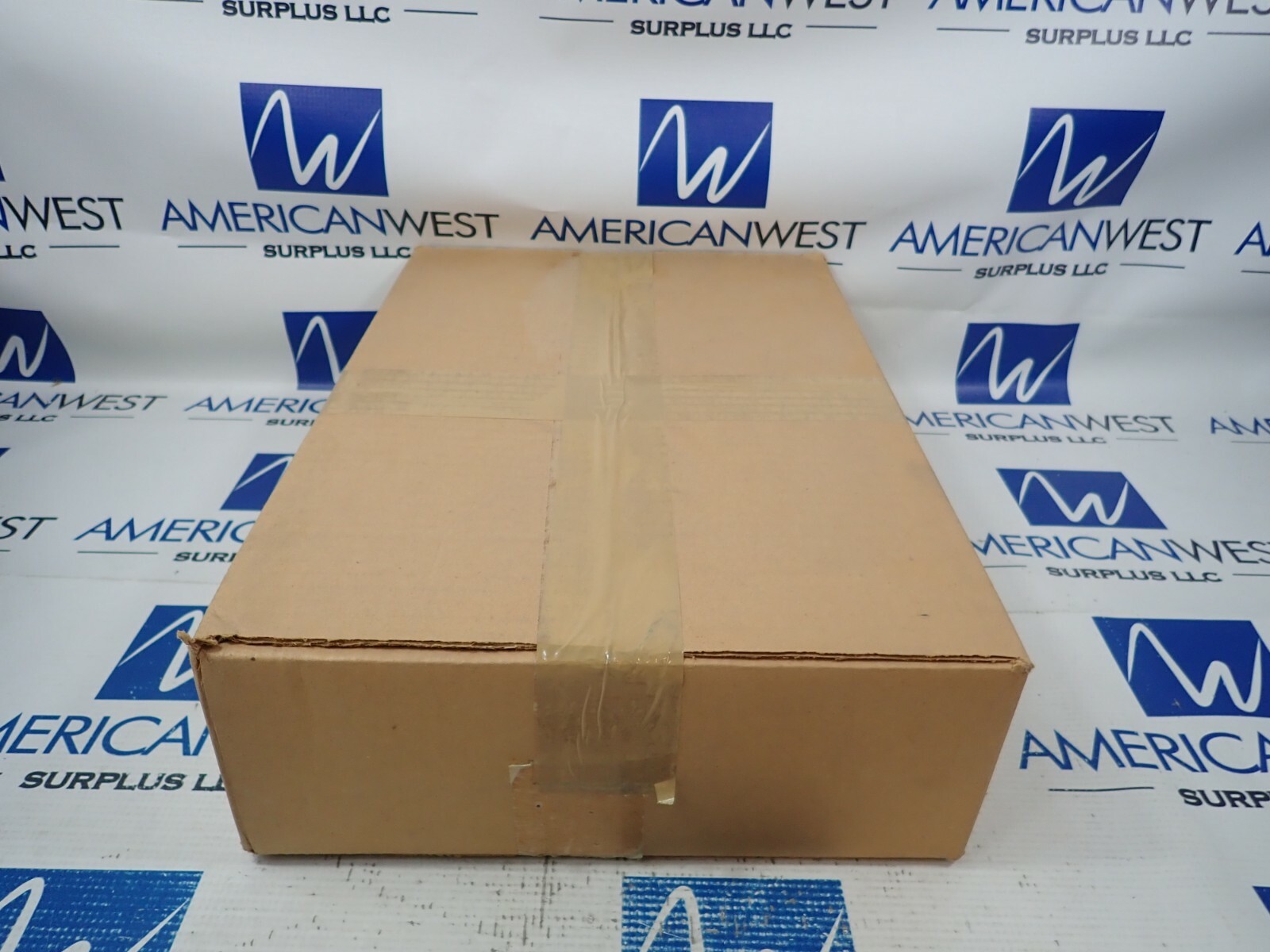 NEW SQUARE D 8030 ROM122 SY/MAX 4 POINT ISOLATED ANALOG OUTPUT MODULE