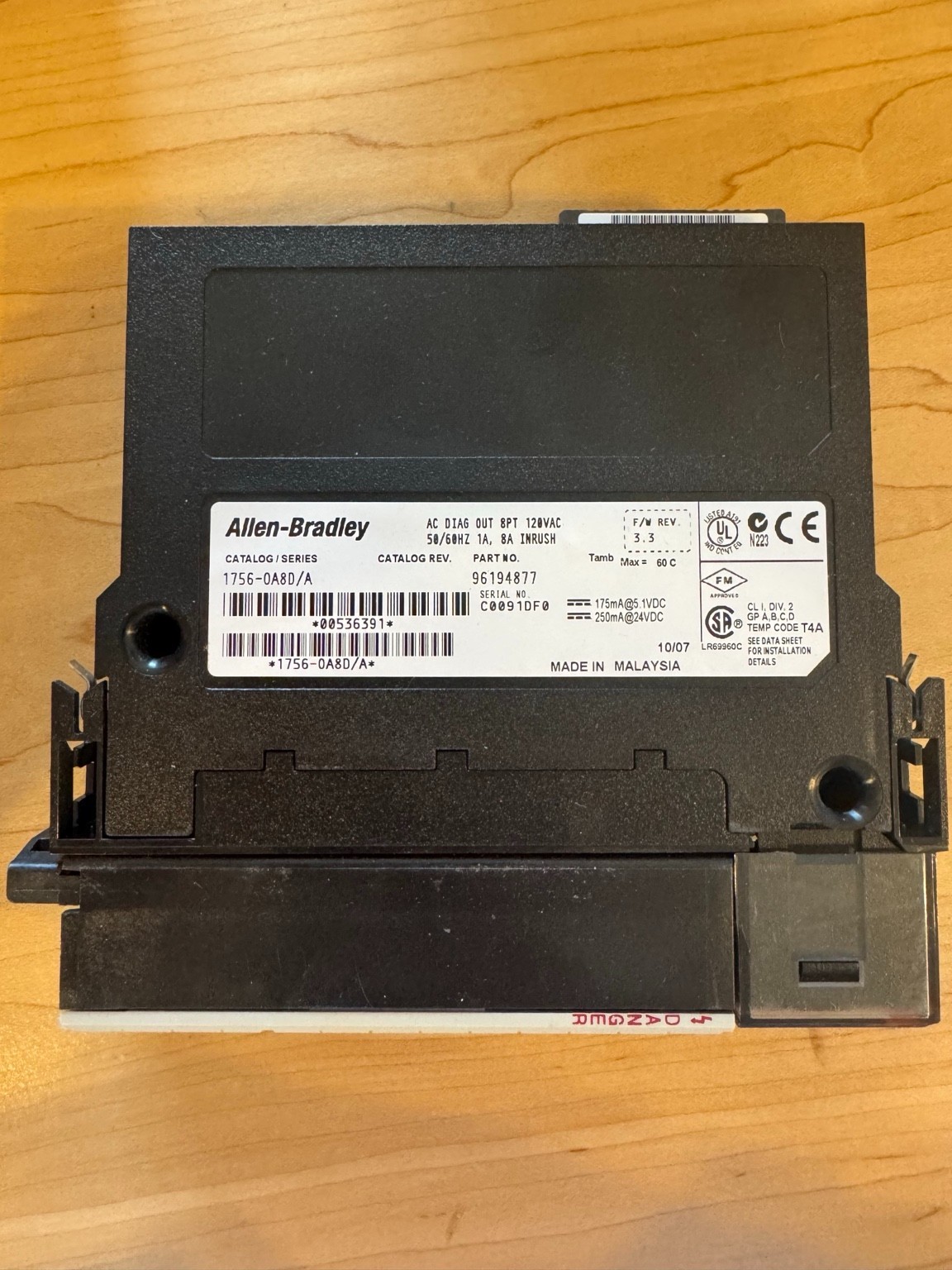 Allen-Bradley 1756-OA8D/A AC Output Module