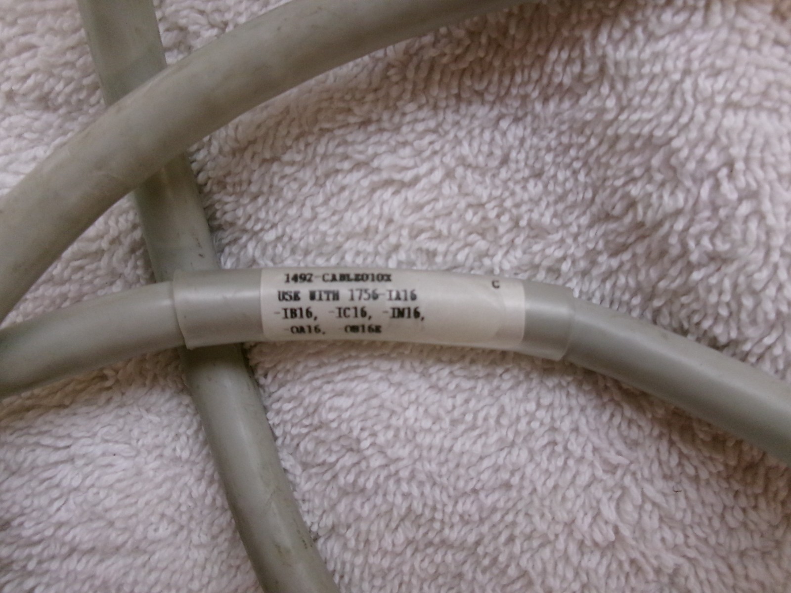 Allen Bradley ControlLogix DC Output 1756-OB16E/A F/W 3.3 w/1492CABLE010X