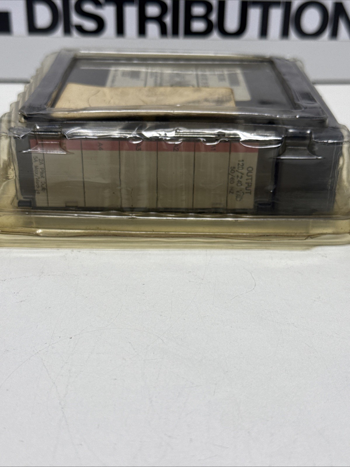 NEW ~ GE Fanuc Output Relay 120/240 VAC 2A 5PT IC693MDL390E