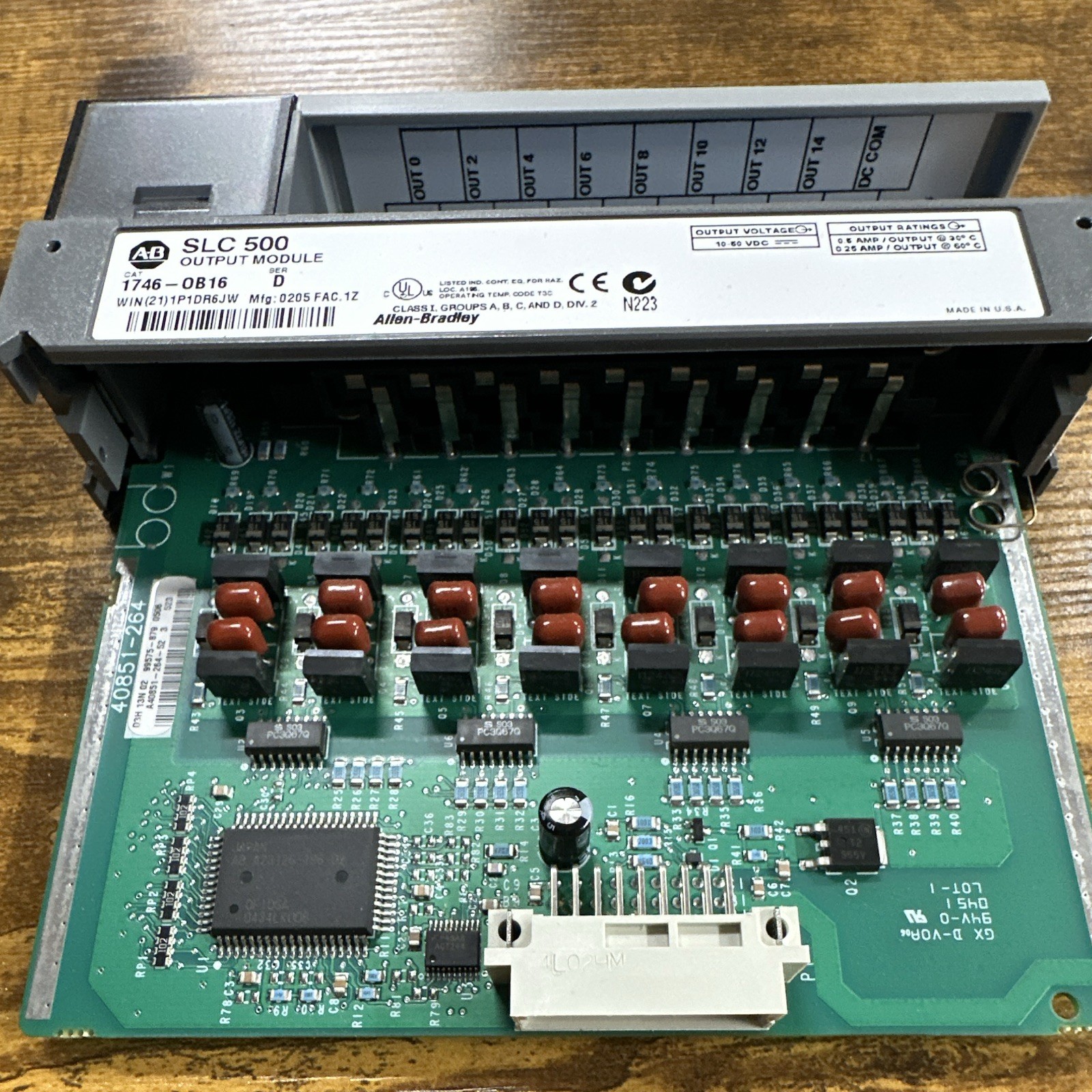 Allen-Bradley SLC 500 PLC Digital Output Module Controller Platform 1746-OB16