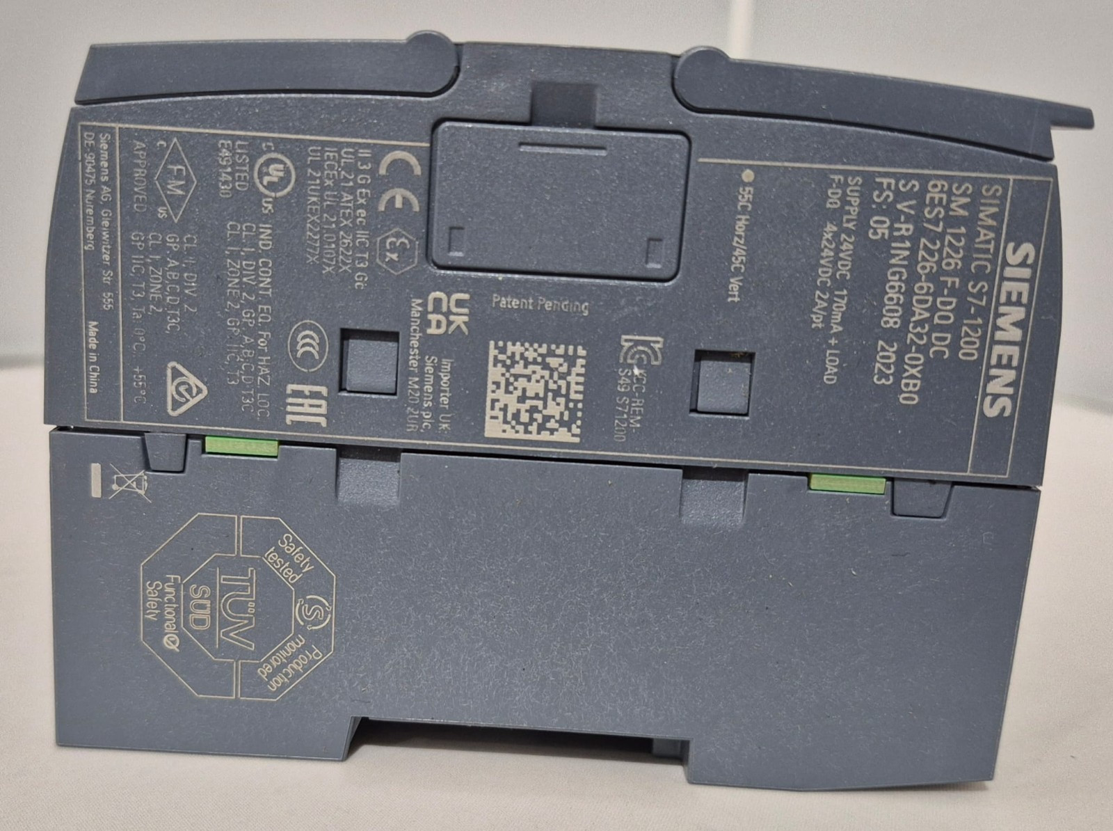 Siemens SIMATIC S7-1200 SM1226F Safety Digital Output Module 6ES7226-6DA32-0XB0
