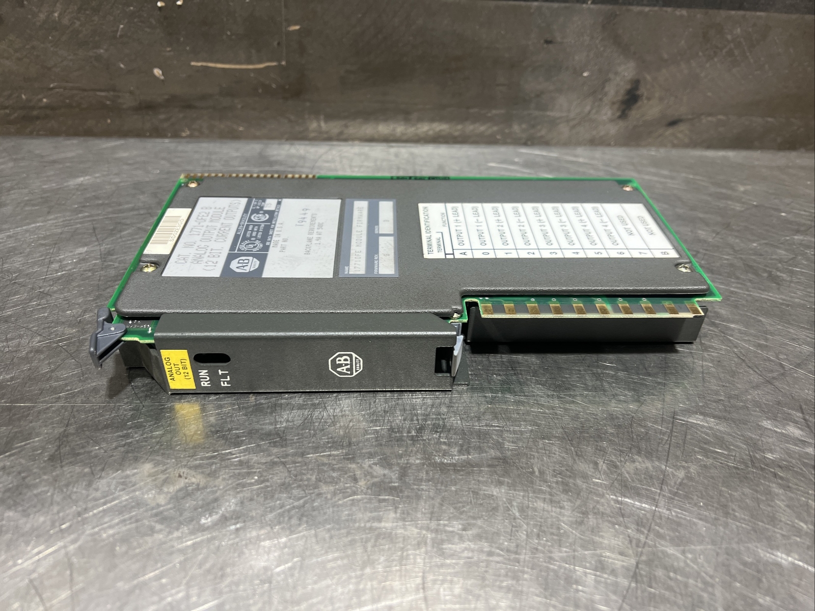 Allen Bradley 1771-0FE2 B Analog Output Module. Used Surplus