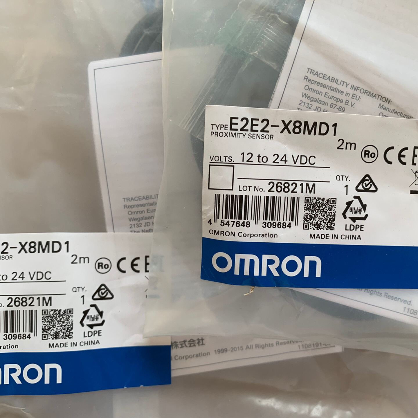 1PC Omron E2E2-X8MD1 E2E2X8MD1 Proximity Switch 12-24VDC New