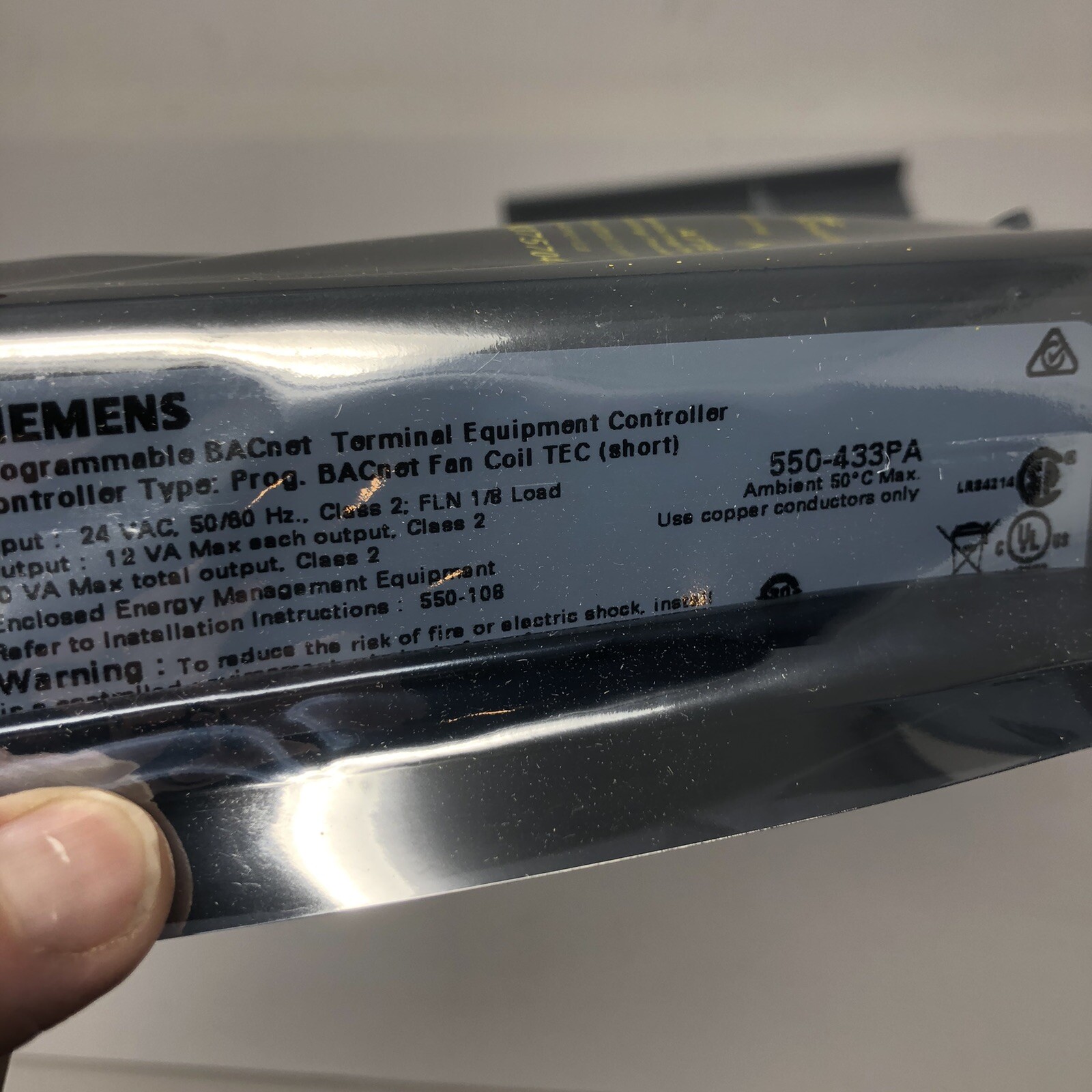 NEW Siemens 550-433PA BACnet Terminal Equipment Controller Fan Coil TEC