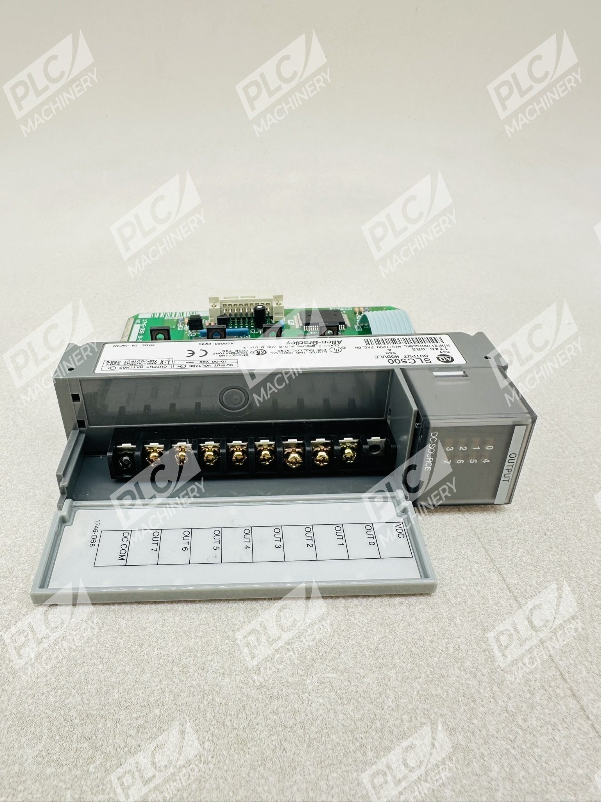 Allen Bradley 1746-OB8 Series A SLC500 Output Module