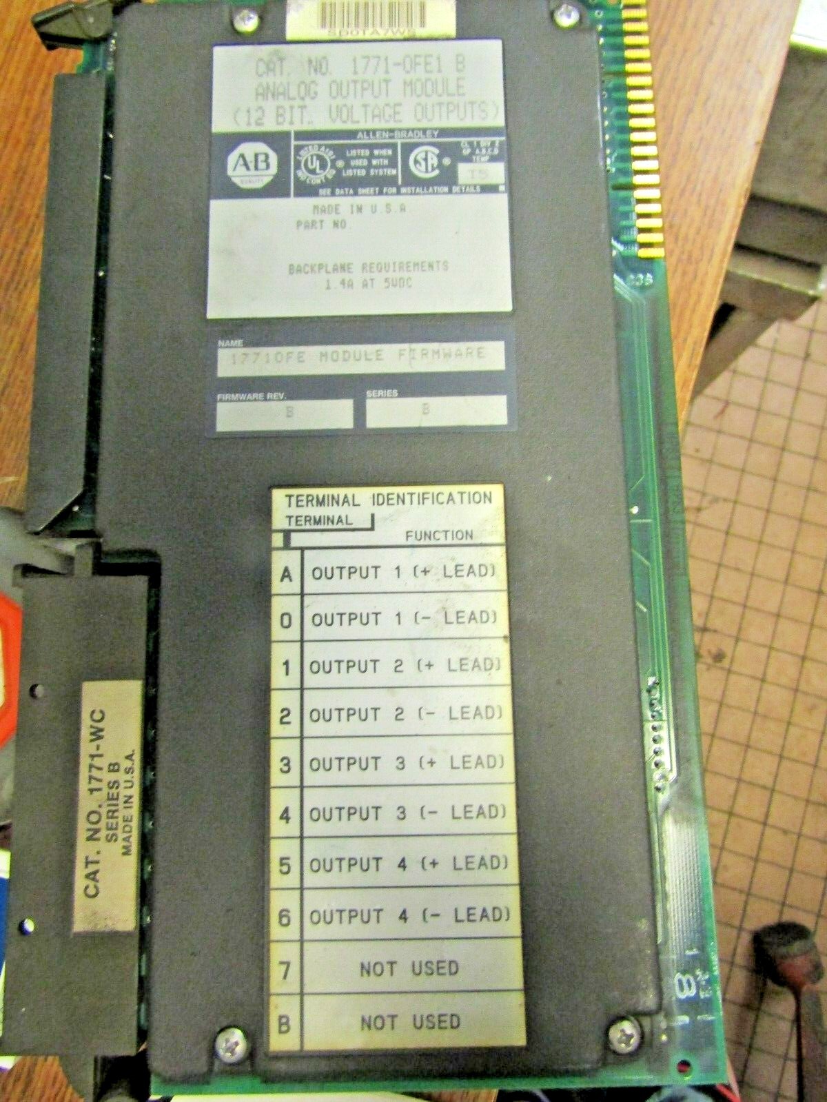 🔥ALLEN BRADLEY 1771-OFE1 ANALOG OUTPUT MODULE SERIES B FWR B W/ 1771-WC ARM
