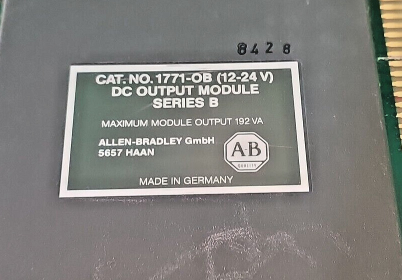 Allen Bradley 1771-OB OUTPUT MODULE 8-POINT 192 VA w/ 1771-WA