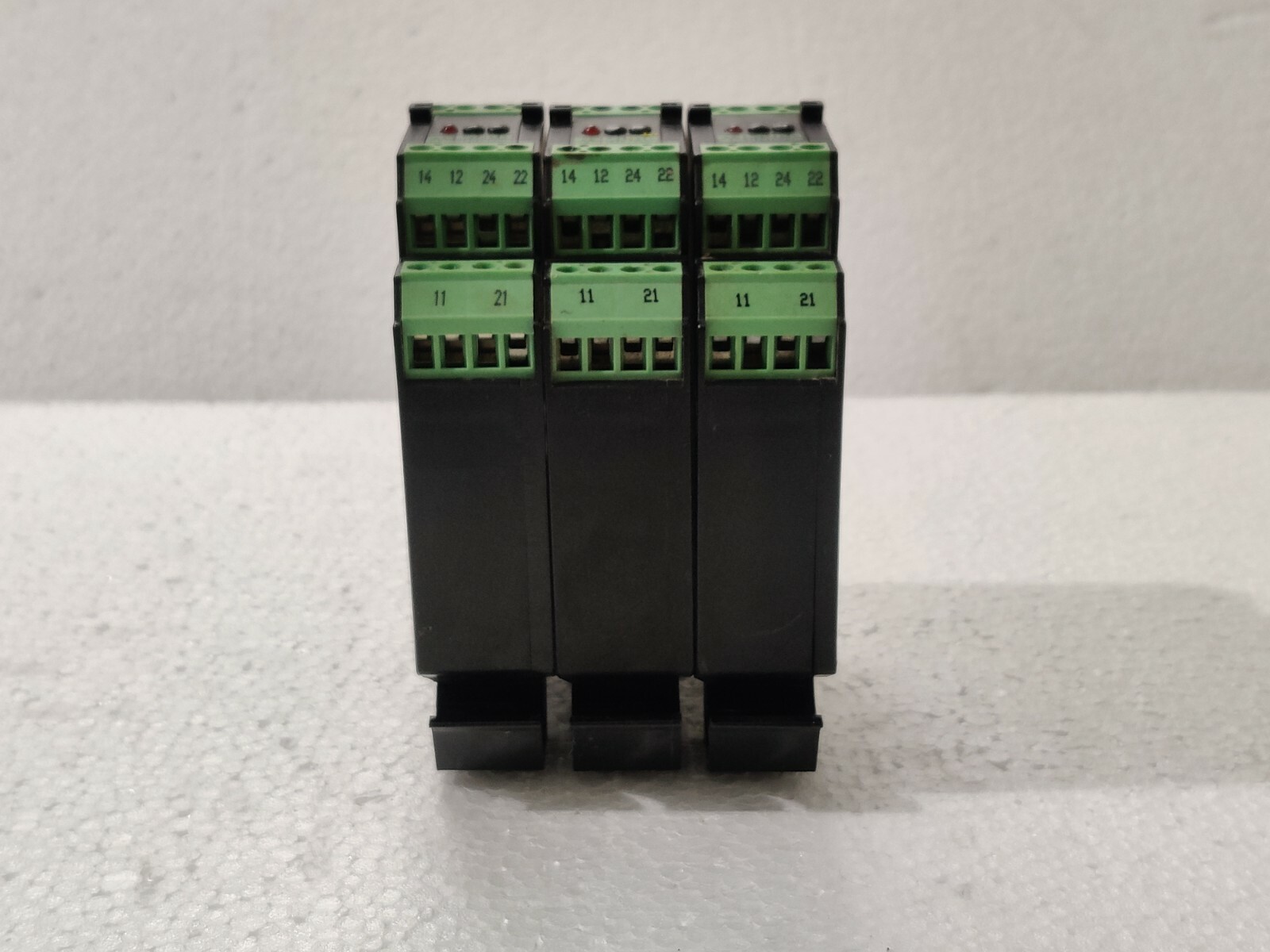 3 Qty Of MURRELEKTRONIK 51540 RM 12/24 Output Relay