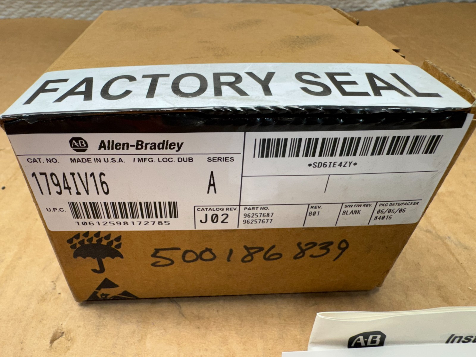 NEW IN BOX ALLEN-BRADLEY FLEX I/O INPUT MODULE 1794-IV16 SERIES A