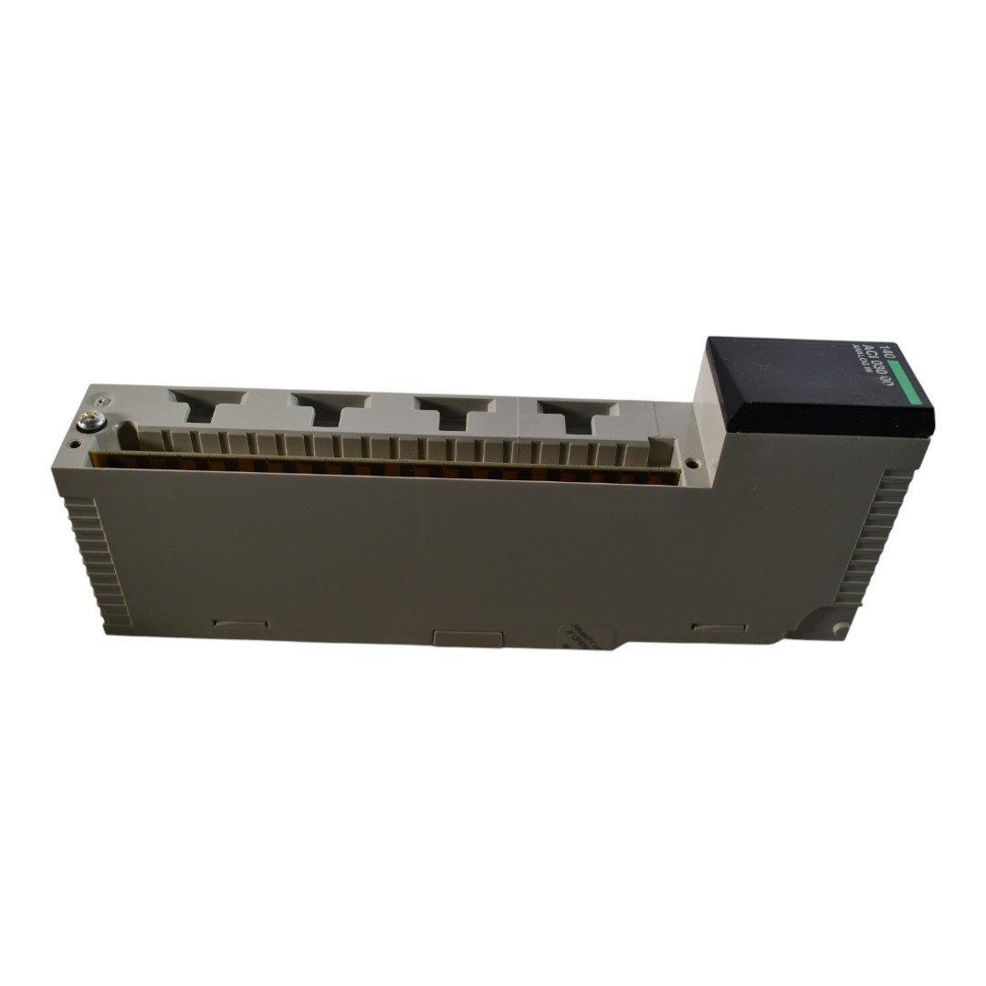 Schneider Electric 140ACO13000 analog output module Modicon Quantum – 8 O multir