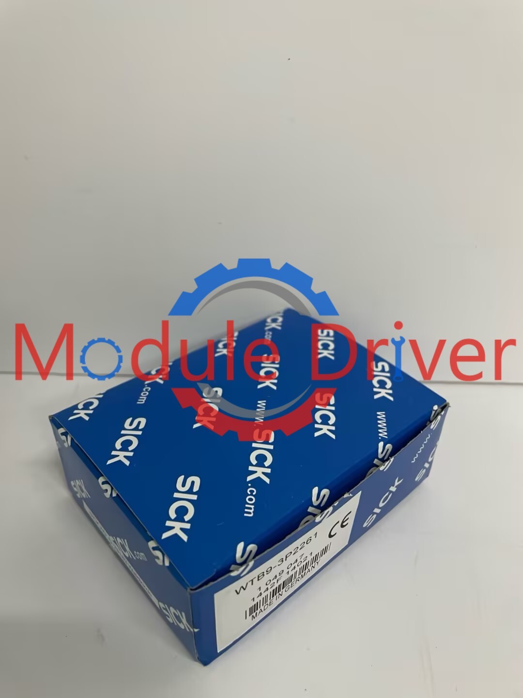 NEW SICK WTB9-3P2261 1049047 WTB93P2261 photoelectric sensors
