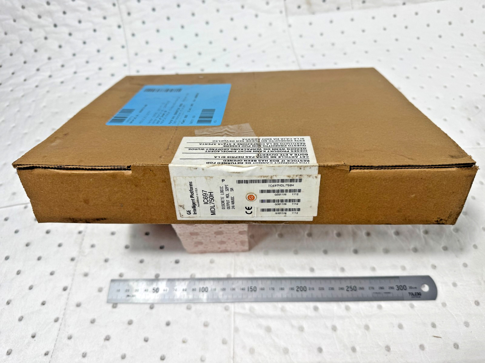 GE Fanuc IC697MDL750H 32-Point Descrete Logic Output Module 24/48 VDC .5A