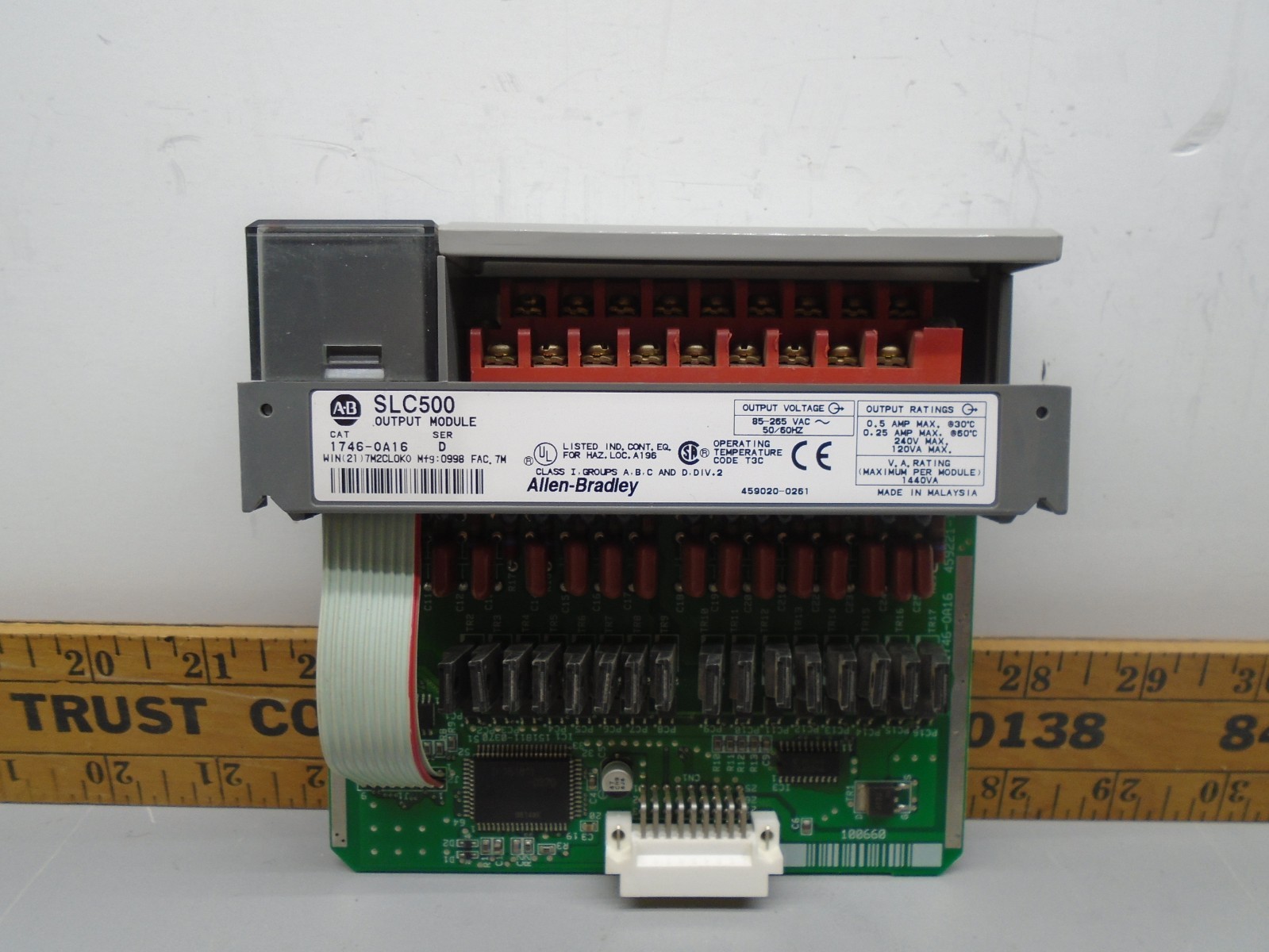 Allen Bradley 1746-OA16 /D SLC 500 AC Triac Output Module 1746OA16